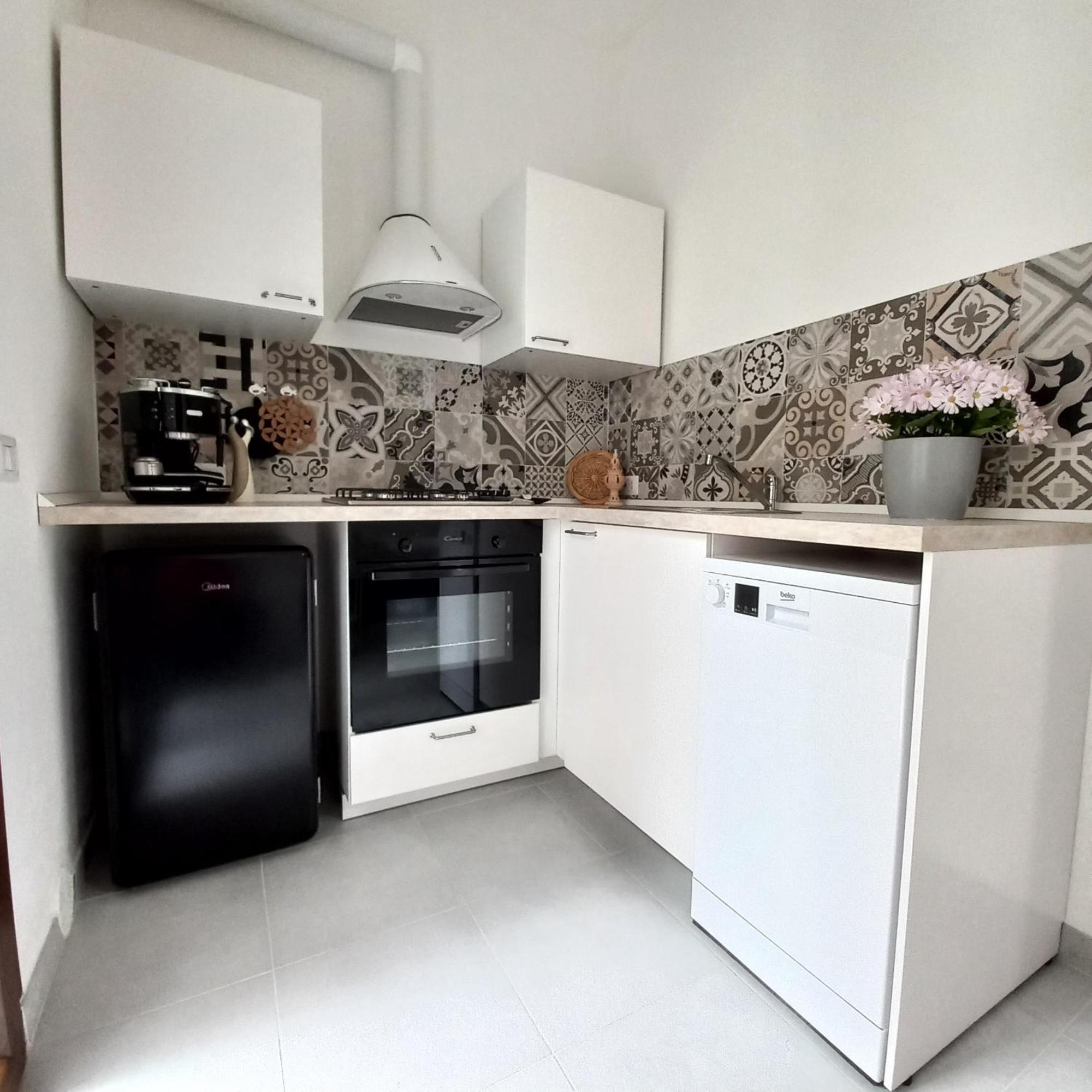 Windwow - Your Flat In Baunei Luaran gambar